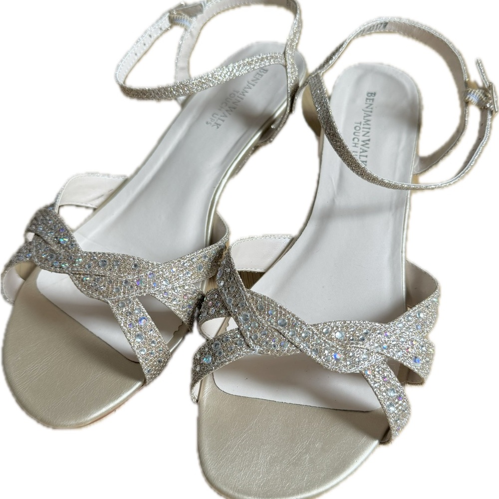 Benjamin Walk Glittering Sandals 8W